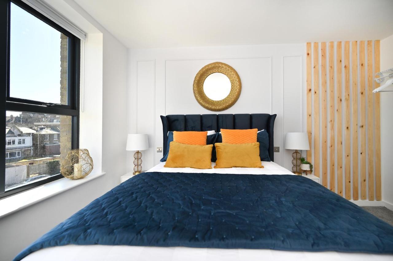 Spacious Designer 2Br Executive Apt, Near Beach & Marina, Central Location Ramsgate Bagian luar foto