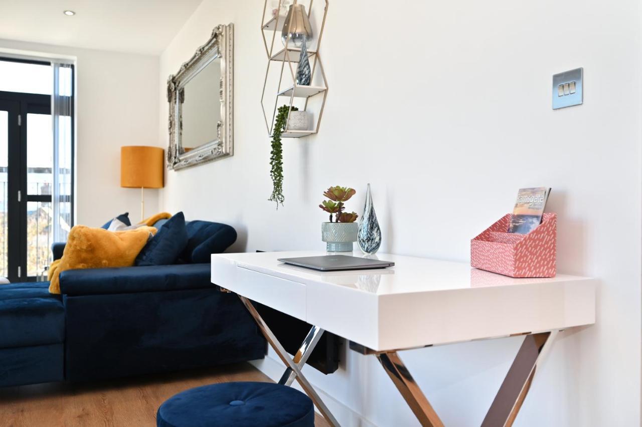 Spacious Designer 2Br Executive Apt, Near Beach & Marina, Central Location Ramsgate Bagian luar foto