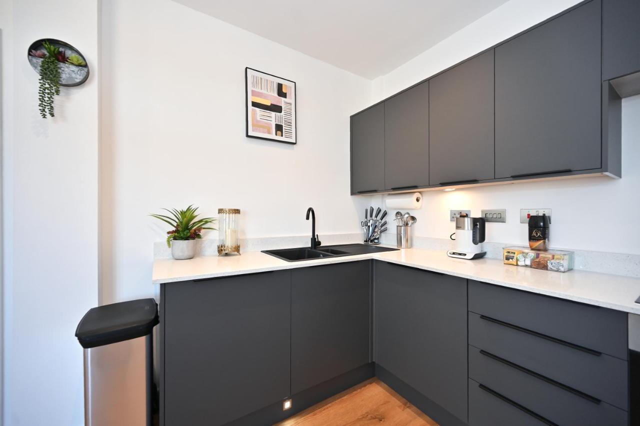Spacious Designer 2Br Executive Apt, Near Beach & Marina, Central Location Ramsgate Bagian luar foto