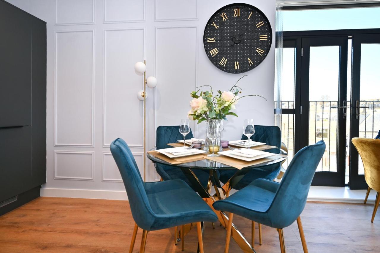 Spacious Designer 2Br Executive Apt, Near Beach & Marina, Central Location Ramsgate Bagian luar foto